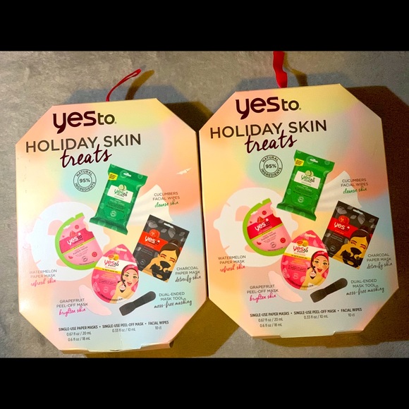 YesTo bundle Face Mask holiday gift set - Picture 1 of 7